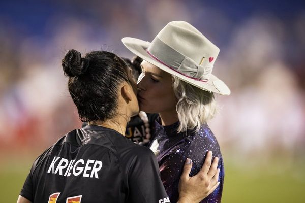 ashlyn harris and ali krieger